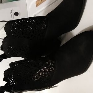 Cloudwalker black Ankle boots 8.5